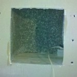 Encadrement de mousse de l'enceinte arrière droite